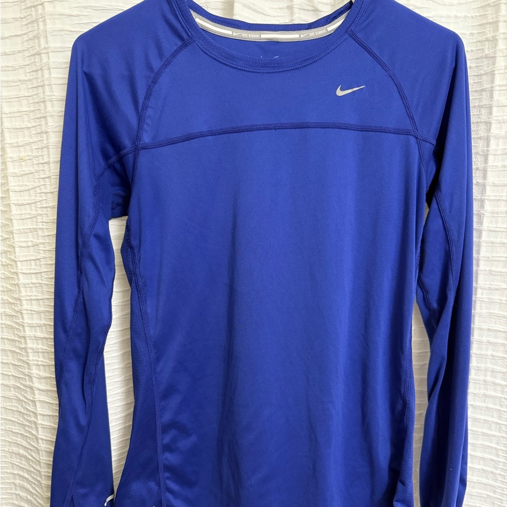 Nike Women's Blue Long Sleeve Top